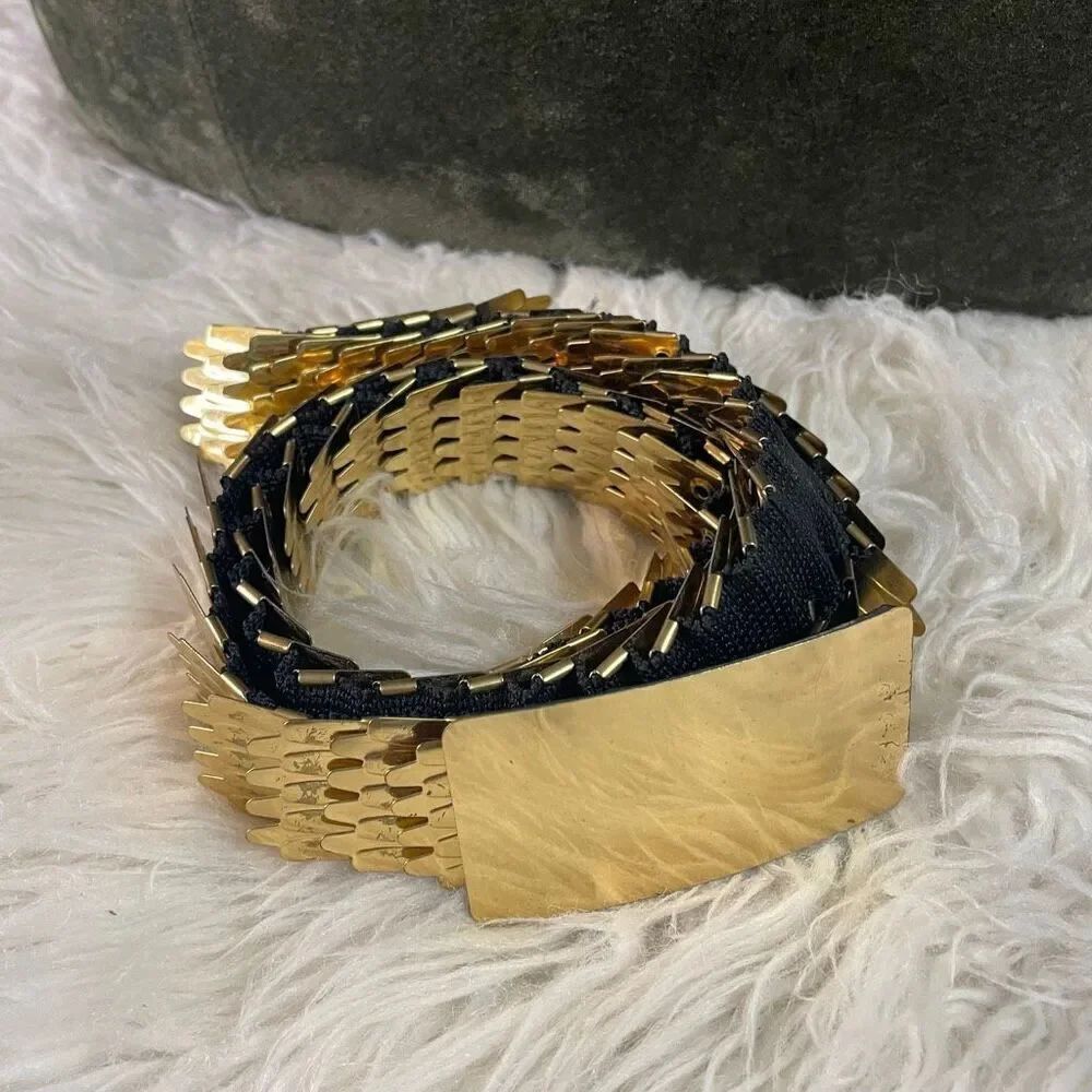 Vintage Fish Scale Belt Shiny Gold Tone Flexible Stretchy Womens Retro 70’s 45”L